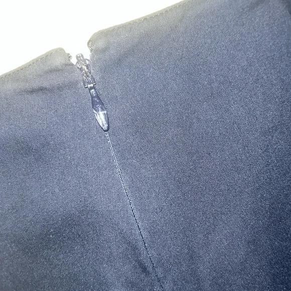 Prada - Picture 5 of 9